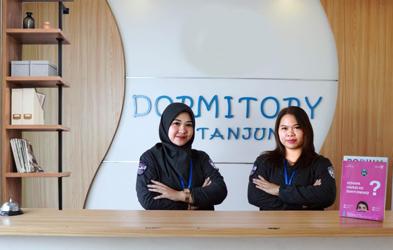 Dormitory Tourism Sritanjung Banyuwangi By Gajahsora Management Extérieur photo