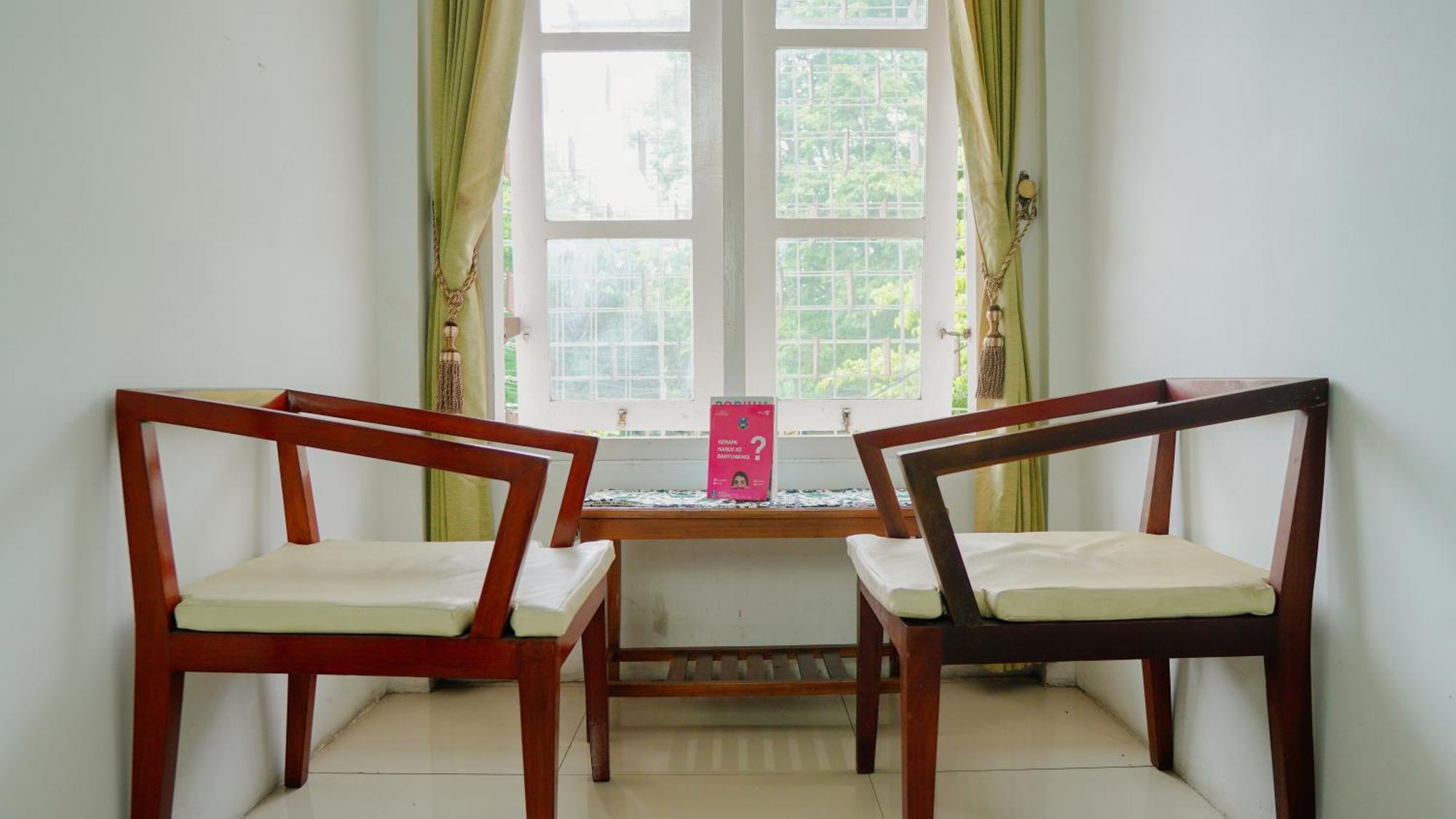 Dormitory Tourism Sritanjung Banyuwangi By Gajahsora Management Extérieur photo