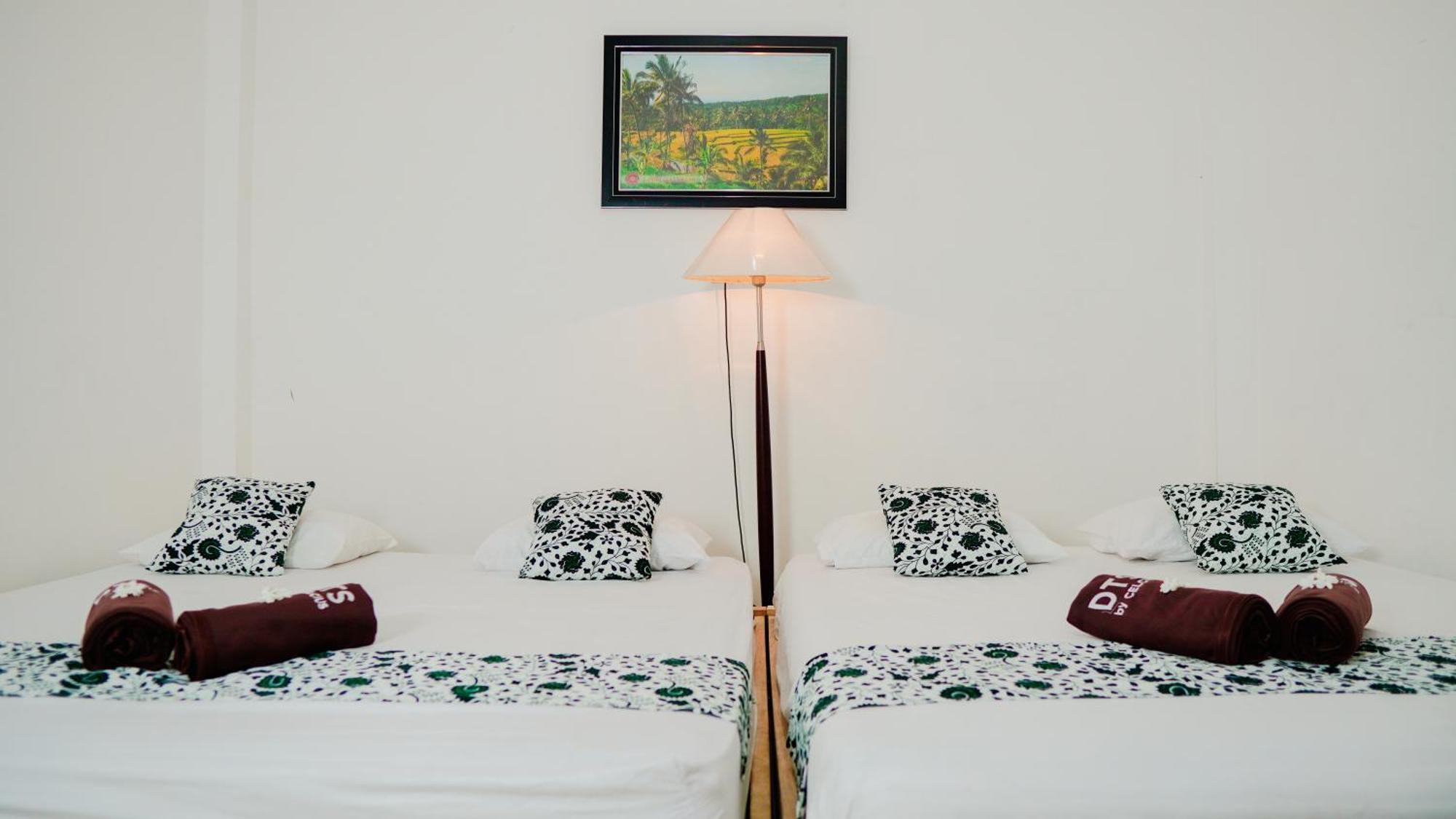 Dormitory Tourism Sritanjung Banyuwangi By Gajahsora Management Extérieur photo
